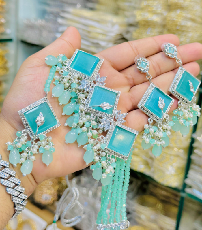 Nacklace